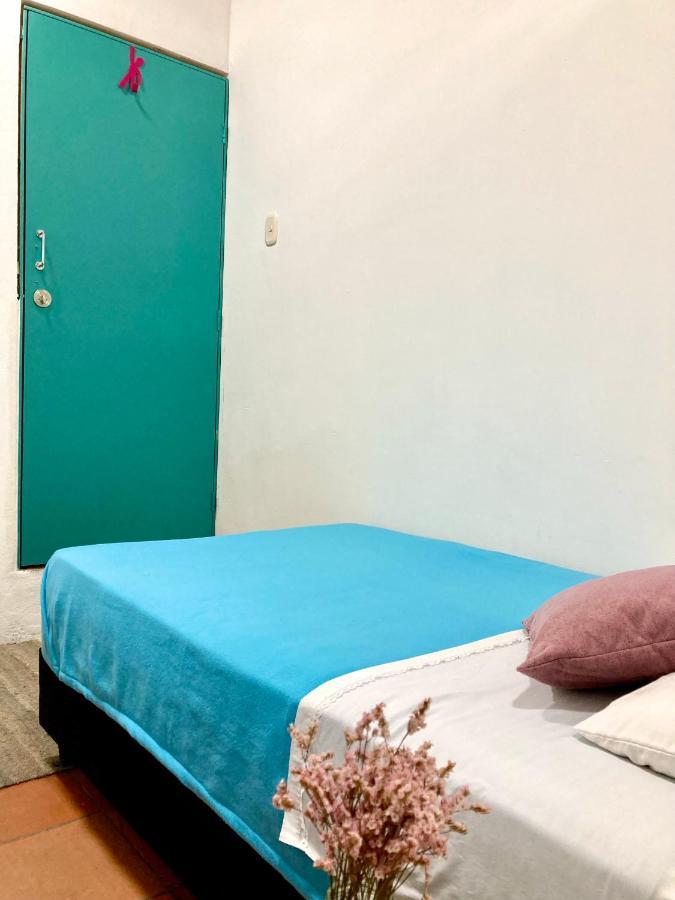 Hostal Macondo Bogotá Zewnętrze zdjęcie