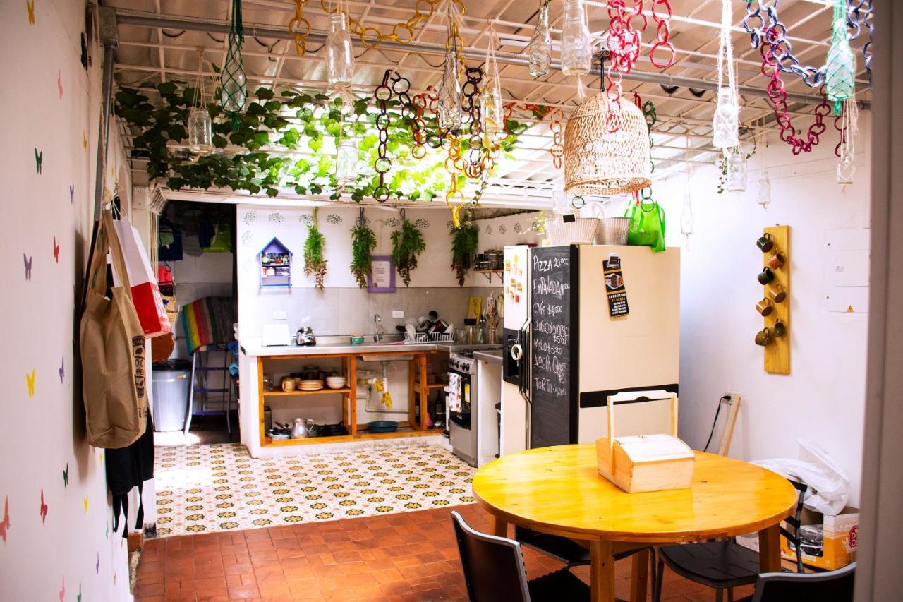 Hostal Macondo Bogotá Zewnętrze zdjęcie
